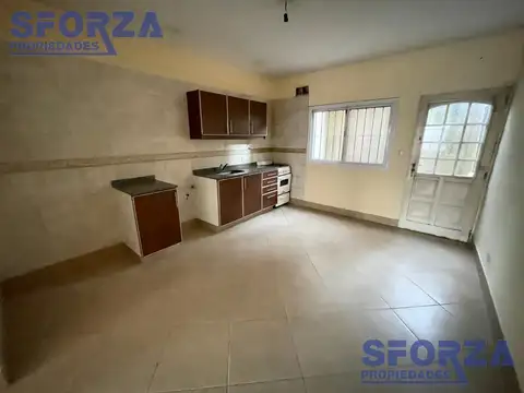 Depto Tipo Casa en Alquiler de 3 ambientes