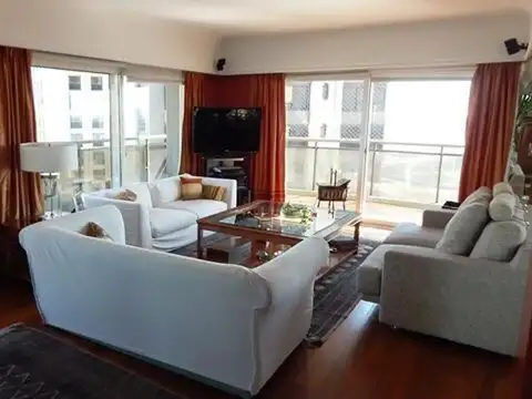 Departamento en Venta con 2 cocheras