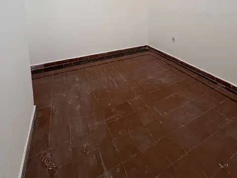 Casa 1D y cochera en alquiler