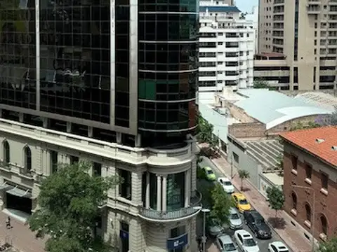 Avenida Hipólito Yrigoyen 100, Piso 8