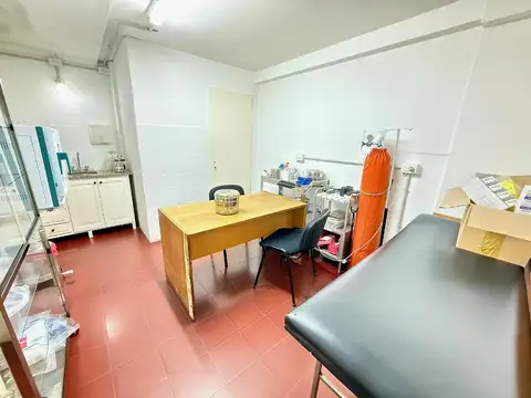 Casa en Venta con 6 cocheras