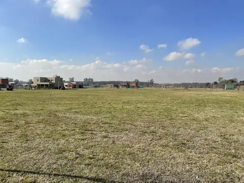 Terreno en Venta en Manzanares, USD 43.000