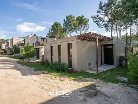 Berlin Woods - UF 14