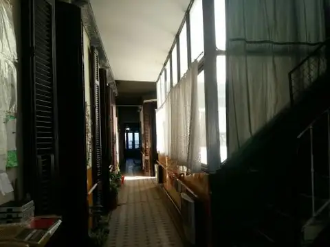 Casa de 8 ambientes en Venta en Almagro