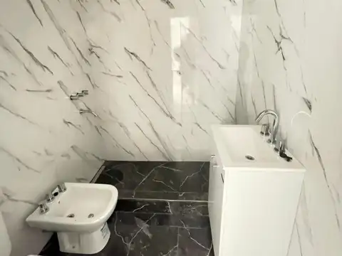 Departamento Alquiler 24 meses 2 amb zona villa Primera