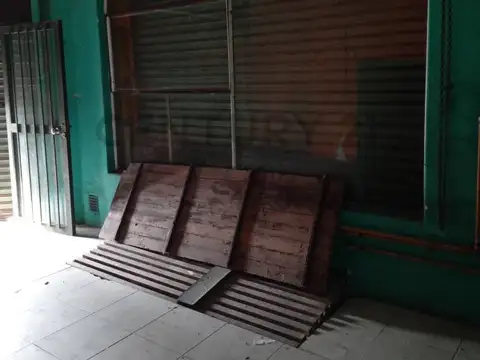 Local en Alquiler en La Plata, $ 500.000