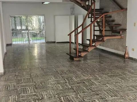 Casa en Alquiler en Alberdi, $ 800.000