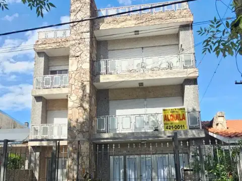 ALVAREZ THOMAS  1000