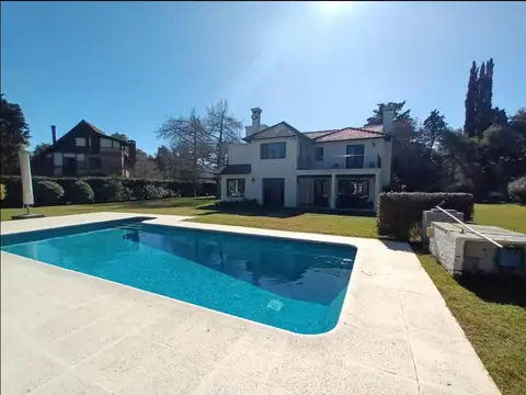 Casa en Venta al Este