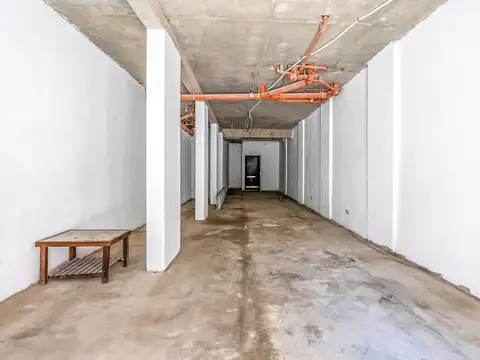 Paraguay al 2800 Local a la calle