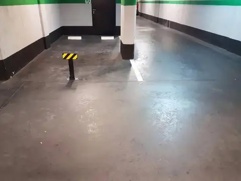 Cocheras Grandes y fijas en Recoleta. Excelente ubicacion