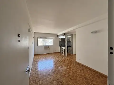 Departamento en alquiler reciclado a nuevo  Super luminoso 