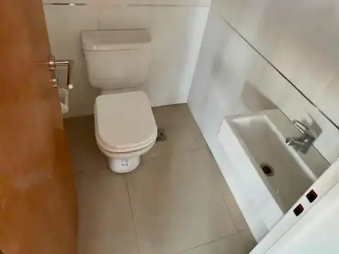 Oficina Monoambiente con 2 baños