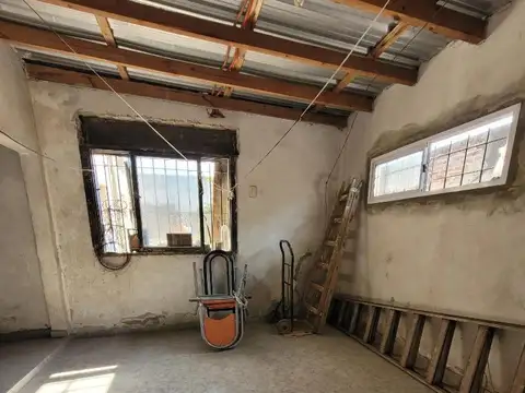 Casa en Venta con 4 cocheras