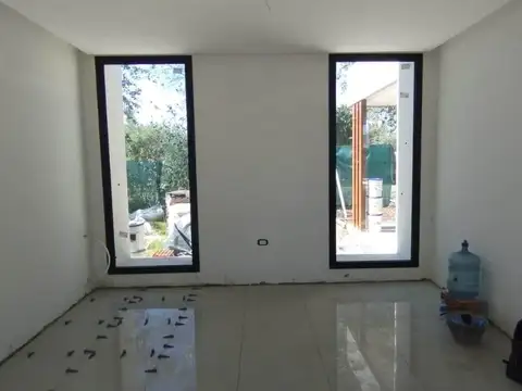 Casa 7 ambientes con 3 baños