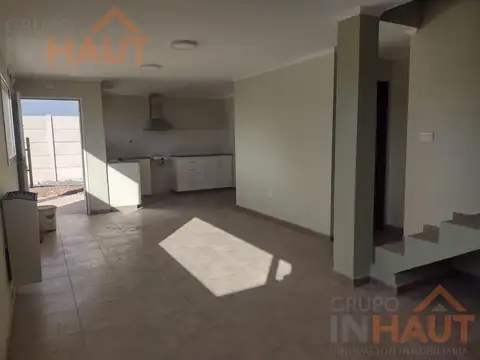 Los Duraznos  al 300