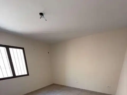 Departamento en Alquiler en Godoy Cruz, $ 450.000