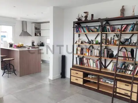 Casa en Alquiler en El Canton, USD 2.000