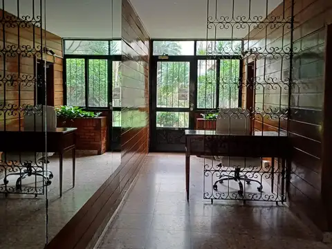 Av. Avellaneda 2600, Piso 5