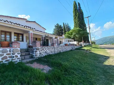 Hotel en Venta en Bialet Masse, USD 162.000