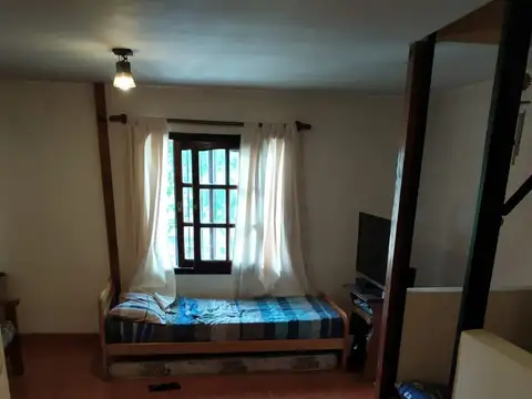 Depto Tipo Casa en Venta en Lanus Oeste, USD 110.000