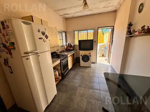 VENTA Casa en lote propio en Carapachay