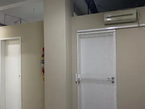 Local en Venta en Balvanera, USD 150.000