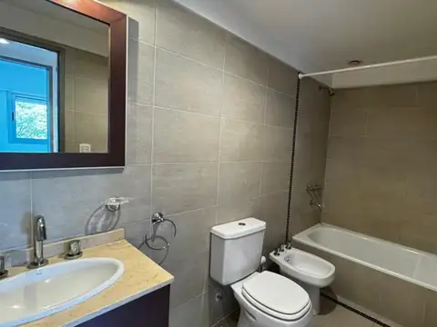 Departamento en Alquiler con 1 cocheras