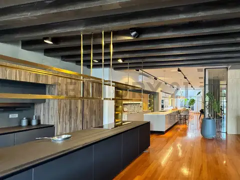 Local en Alquiler 28 años