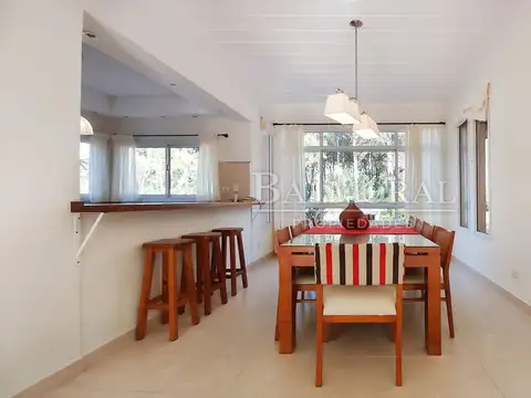 Casa en Alquiler Temporal en Pinamar, USD 0
