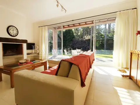 Casa en Alquiler - Zona Penélope / REF: 8990