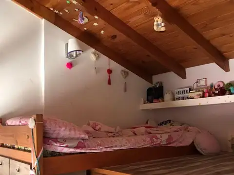 Depto Tipo Casa en Venta en Castelar, USD 120.000