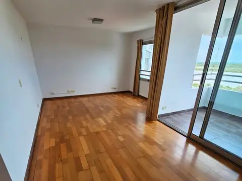 Departamento en Alquiler con 2 cocheras