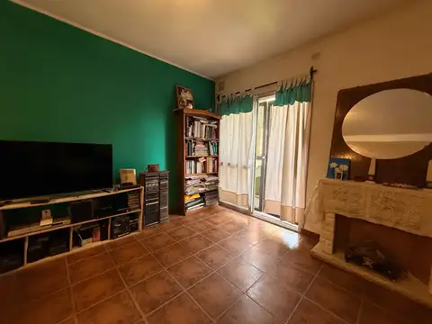 Depto Tipo Casa 4 ambientes con 1 baño