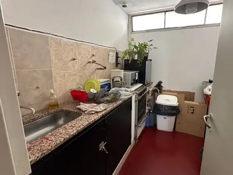 Casa 12 ambientes con 4 baños