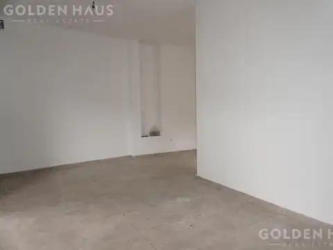 Local en Venta en Parque Avellaneda, USD 42.000