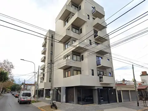 Cochera en venta - 13Mts2 - Caseros