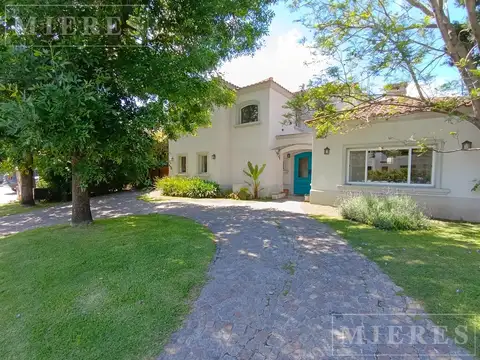 Casa en venta en Boulevares