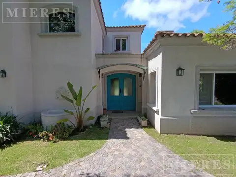 Casa en Venta en Boulevares, USD 420.000