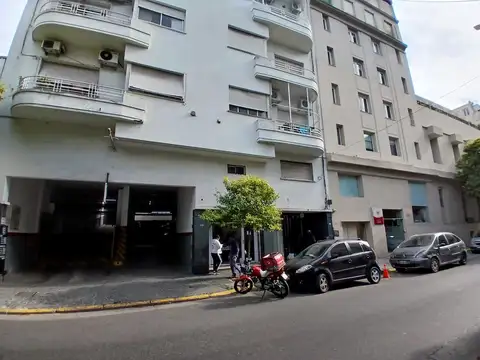 EXCELENTE LOCAL AL FRENTE CON DEPARTAMENTO AMPLIO-DOBLE INGR