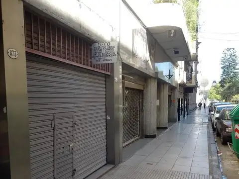 BARRIO NORTE LOCAL C/SOTANO EXCELENTE UBICACION!