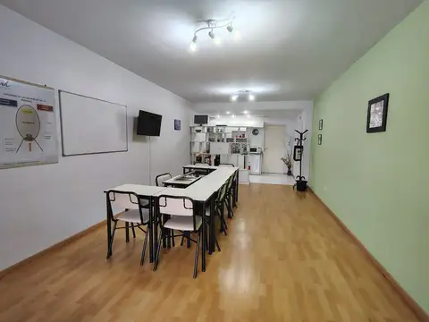 Alquiler Monoambiente de 46 m2. Balcón. Impecable