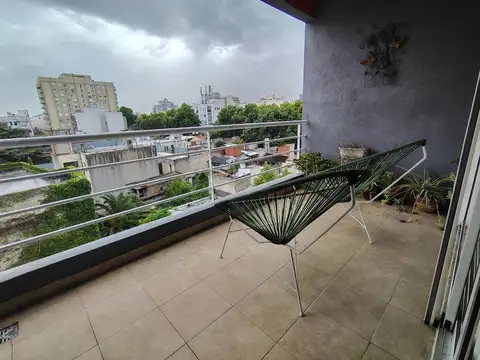 Alquiler Monoambiente de 46 m2. Balcón. Impecable
