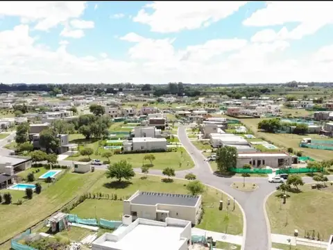 Barrio San Ramon, Pilar del Este