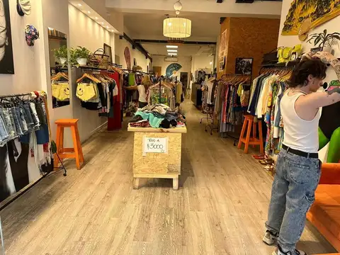 Local en Venta en Balvanera, USD 390.000