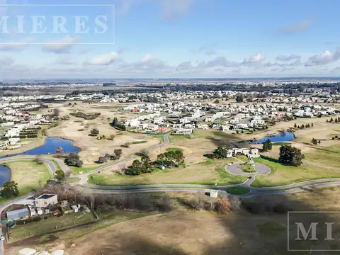 Terreno en Venta de 941,0 m2