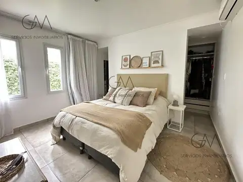 Casa 4 ambientes con 2 baños