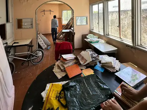 Hermosa Propiedad en Vicente Lopez Av Maipu a Vias a Refaccionar!