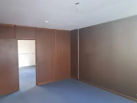 Oficina en Alquiler 55 años