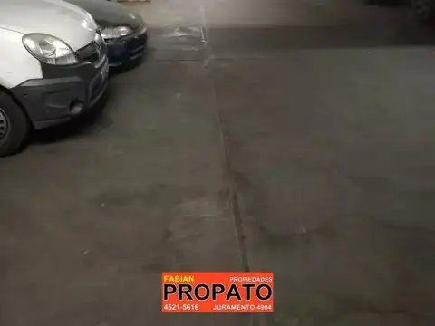 Cochera en Venta Cubierta